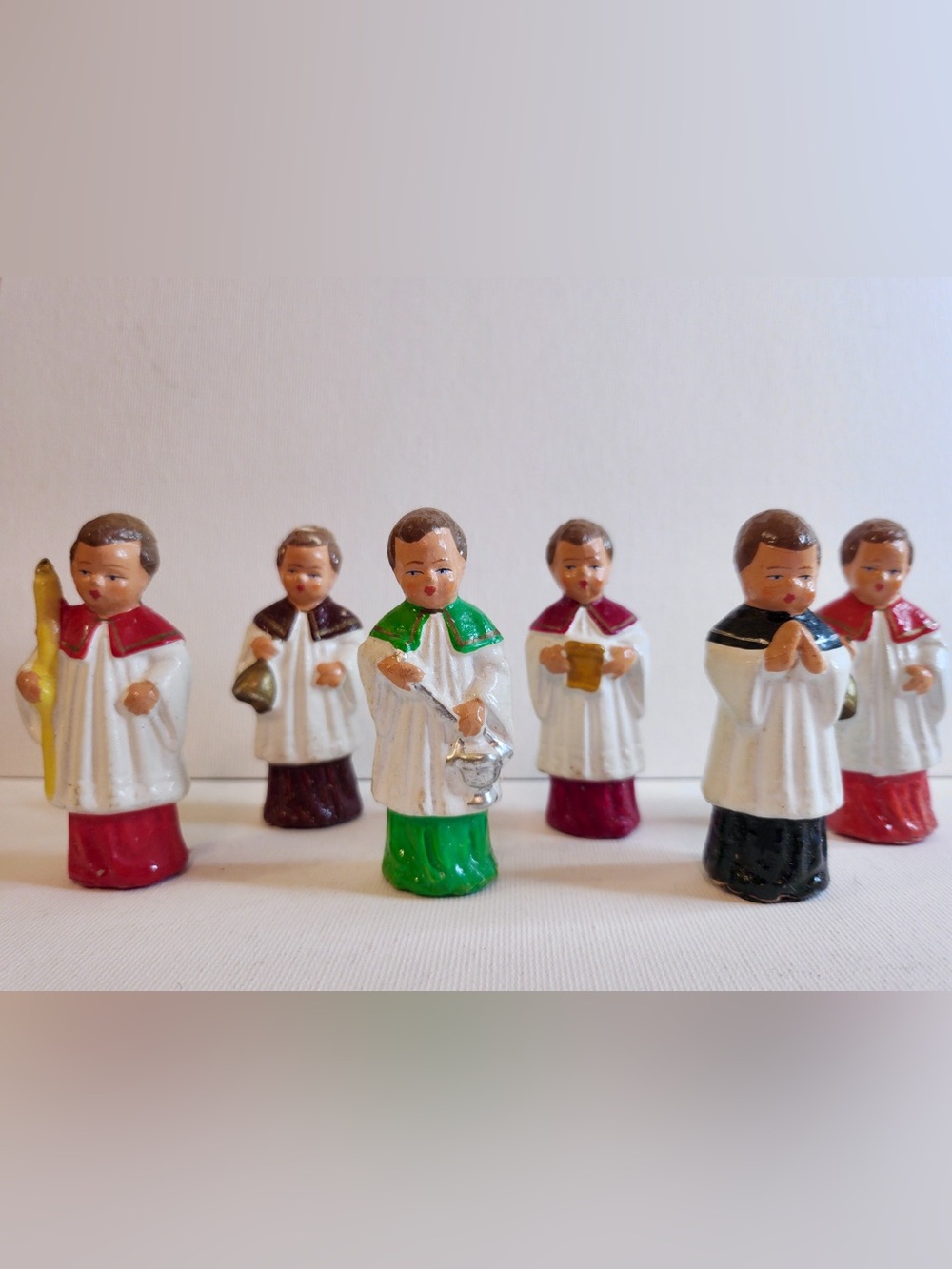 6 Amazing Vintage Altar Boy Figurines US-Zone Germany 1945-1949 Choir Sensor